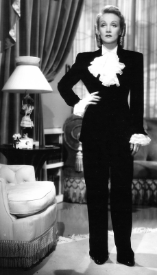 divadietrich:  Marlene Dietrich in “The