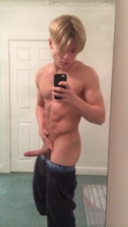 chavosbuenosyvergones:  Sigue / Follow: chavosbuenosyvergones.tumblr.com