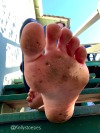 kellystoesies:Come clean my toes for me 😘