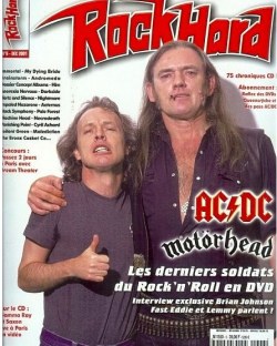 acdc-ukraine:  R.I.P to the singer of #Motörhead,Lemmy Kilmister.  #AngusYoung #LemmyKilmister