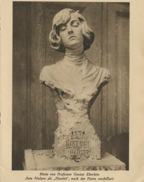 madcheninuniform1931:A bust of Asta Nielsen as Hamlet
