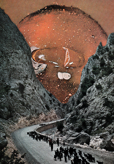 izl:  Hot On The Trail by Humdrum Jetset on Flickr. 