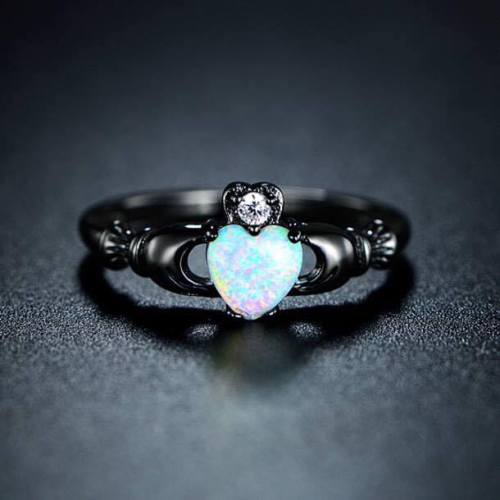 ultrafacts:flower-whisper:Beautiful Black Gold Filled Rings that are the perfect Gift For your Frien