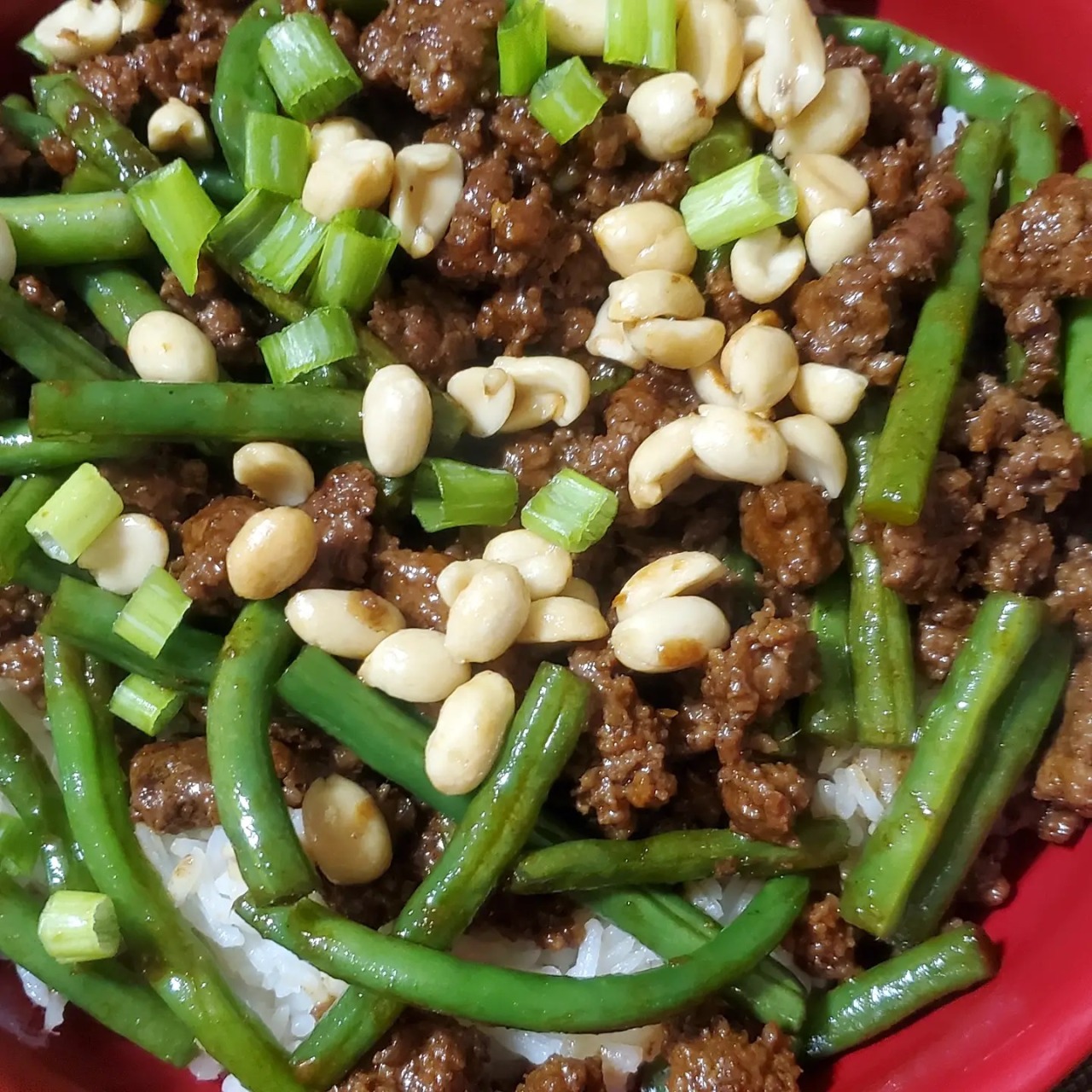 Szechuan Beef and Green Beans With Ginger Rice and Candied Peanuts #hellofresh
Photo Added on Instagram