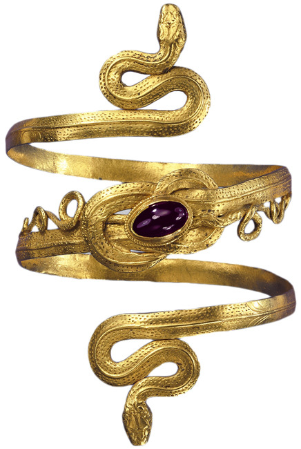 coolartefact:  Gold bracelet with garnet, Greek-Hellenistic period, 3rd-to-2nd century