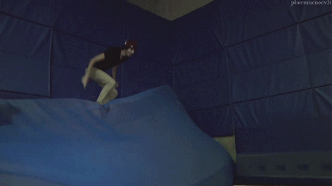 imlostinemptypillowtalkagain:  pheremcnecvlt:  All Time Low at the Fantasy Factory [x]  I looked at the first gif quickly and thought he wasn’t wearing pants