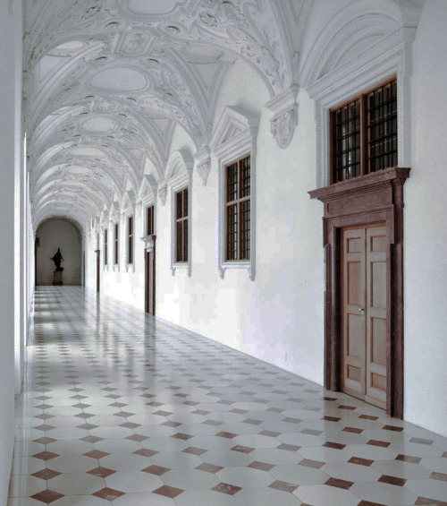 speciesbarocus:Munich Residenz. > Photos: Dominik.