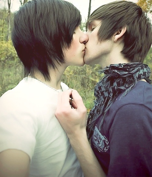 Emo boys kissing