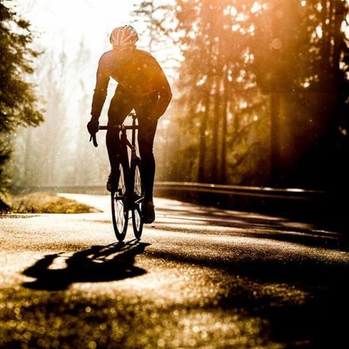 someoneisalwaysfaster:  source - @staron_photo