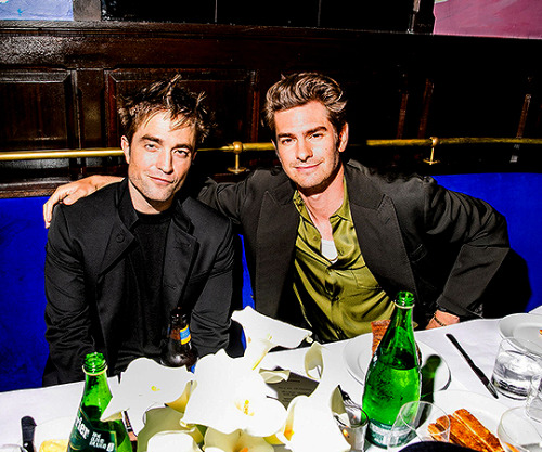 yellenabelovas: Andrew Garfield and Robert Pattinson GQ x Dior intimate dinner - 17.03.22