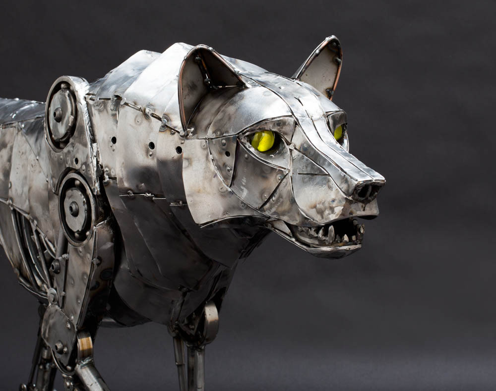 steampunktendencies:  Mechanical Wolf by Andrew Chase 