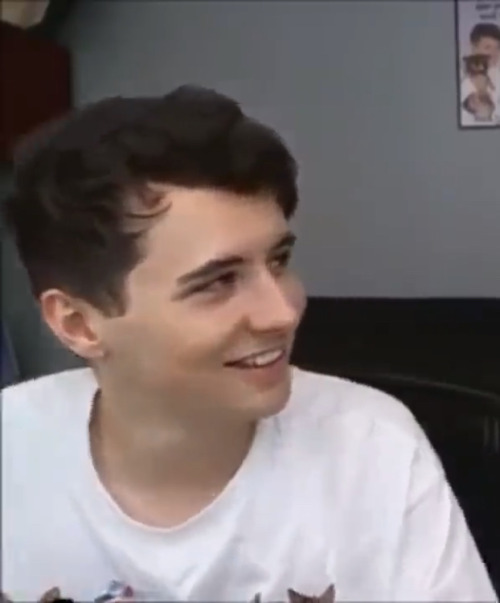 Dan In Baggy Shirts,,dats All