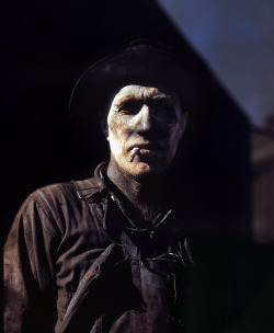  Worker at carbon black plant Sunray, Texas 1942 John Vachon 