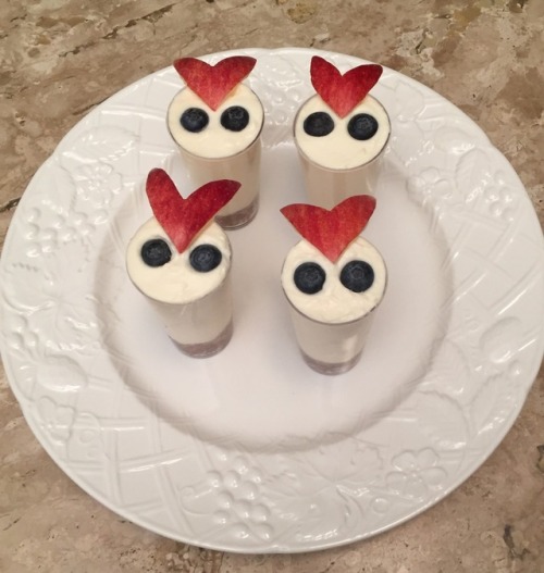 aquatthewailord - Teeny Victini apple cheesecakes!Victini’s...