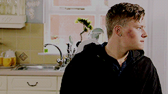 daishannigans:  I could kill you right now, and no one in the whole world would notice. 