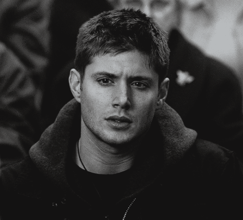 dean’s hoodie (1x12)