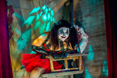 halloweenhorrornightsnerd:Halloween Horror Nights 26 (Orlando, 2016)Chance the Clown from the Chance