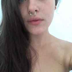 Paisley-Bluee:  Come Keep Me Entertained And Maybe It’ll Help Motivate Me To Keep