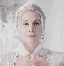 lunalovelight:   “Mirrors reflect our… mood, our desire, our essence. They
