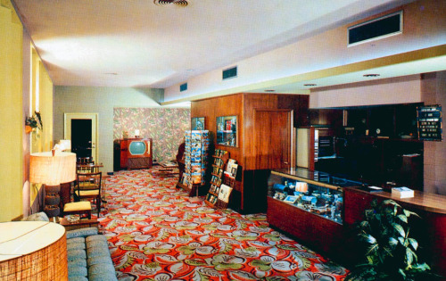 deadmotelsusa:The lobby of the Palomine Inn, Phoenix, Arizona