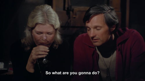 i don’t care for this episode much but i like how alan alda wrote it as hawkeye and margaret experie