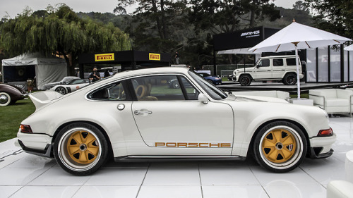 therealautoblog:Singer and Williams create bespoke lightweight ‘DLS’ Porsche 911: h