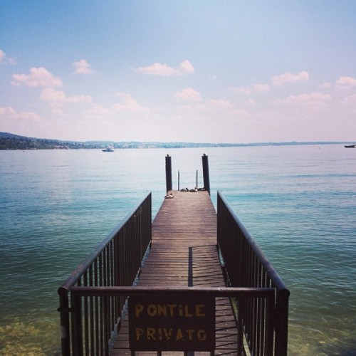 Garda #pontile #lagodigarda #inbicicletta