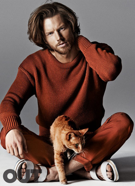 ballpointbitch:  admirall-halsey:  alekzmx:  a whole buch of Guys with Cats  Sorry