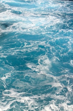 r2&ndash;d2:  morning water on Punta Cana by (alohabob) | Website 