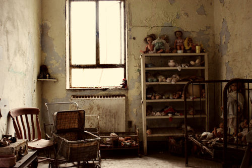 secretary-of-satan:  elih1337:  sixpenceee:  Behind Every Door, Beneath Every Bed by reddit user EZmisery, facebook, tumblr My son came home from school with an odd new nursey rhyme. Aiden had always loved singing little songs. The first he ever learned