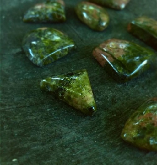 tiny-forest-faerie:These mossy beauties arrived this morning~ #unakite #crystals