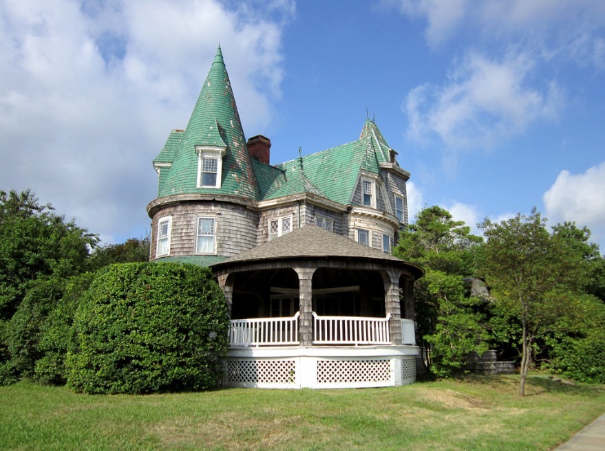 gurlplantt:  lovely Victorian home 