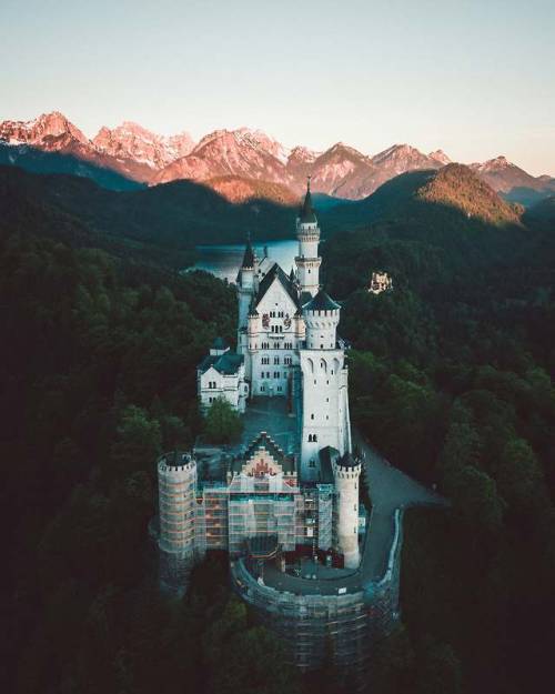 (via ITAP of Neuschwanstein Castle : itookapicture)