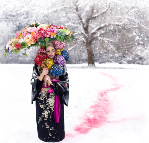 sixpenceee:  Pohtos by Kirsty Mitchell. Her Wonderland, which sees fantastical, opulent costumes in beautiful natural settings, took her six years to complete.Check out these surreal photo manipulations by Kevin Corrado. 