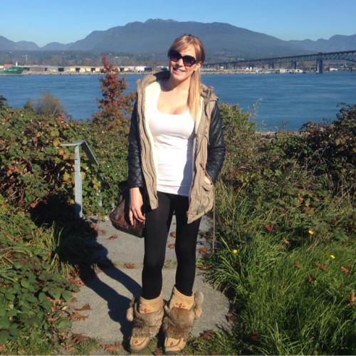 lexiegirlythings:best-makeovers:Candence W. Matthews (USA) in best-makeovers.tumblr.com/Where