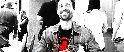 skyesgrant:BRETT DALTON APPRECIATION WEEK    ↳ Day 3: Brett’s wardrobe appreciation day    ↳ “So, ar