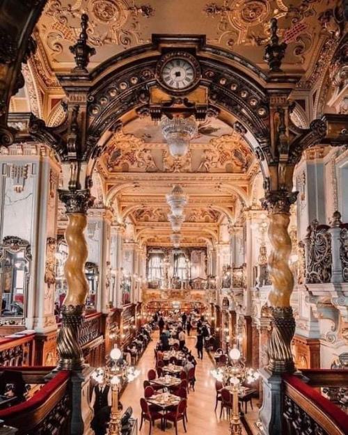 legendary-scholar:  New York Palace cafe, Budapest Hungary.