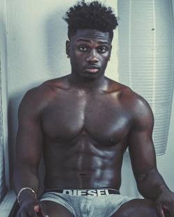 journeytojock:  Feature 5: Zues in Color #fitness #abs #fitnessmodel #diesel #underwear #shredded #gym #model #photography #motivation #photooftheday 