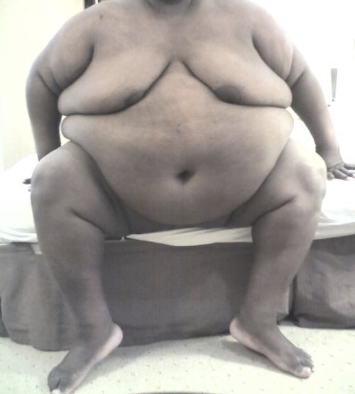 fatmanloves: loveblackchubz: SUPERCHUB AT ITS BEST Mmmm Sexy
