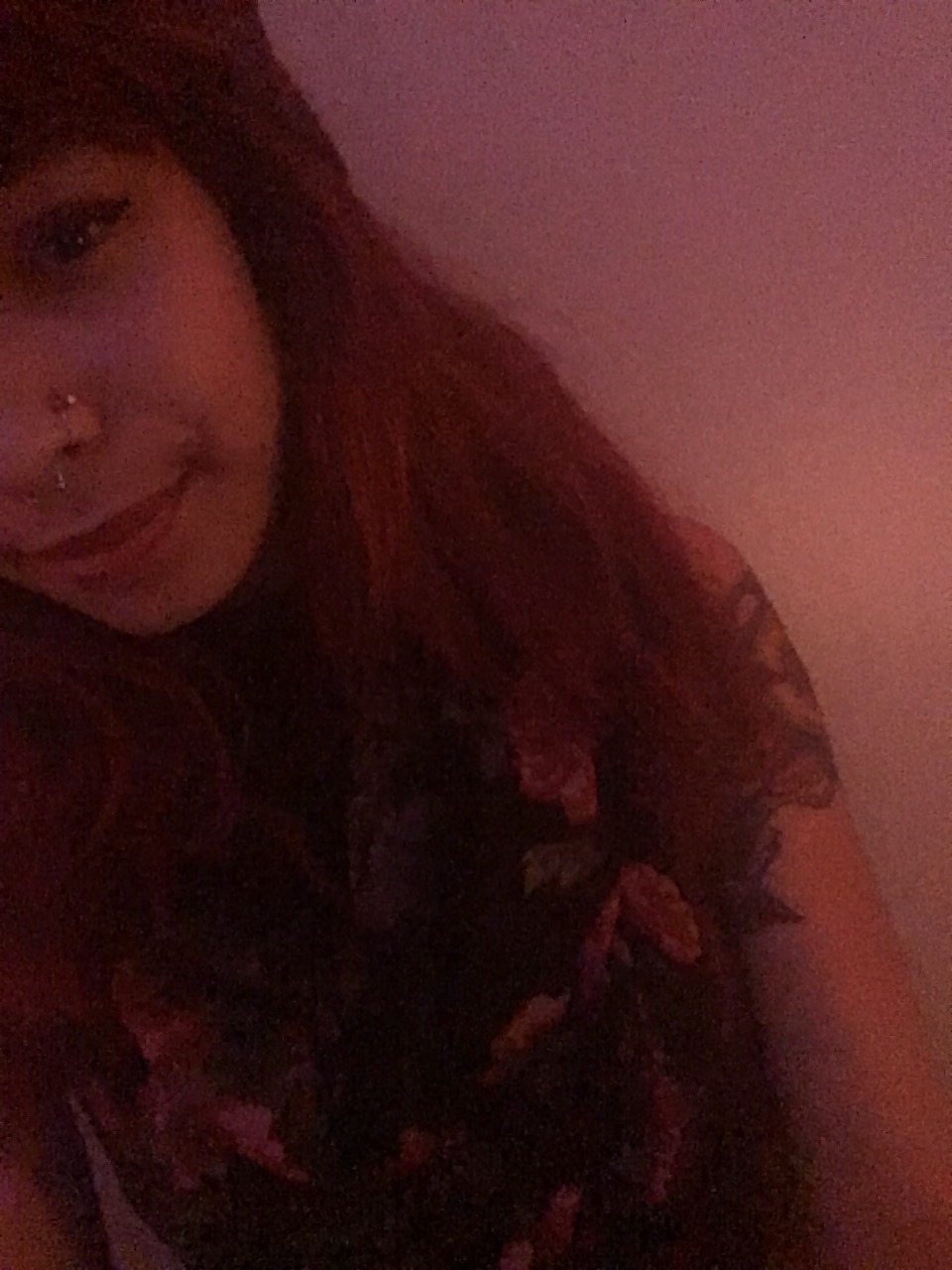 bootyking:  celestial–fl0wer:  I’m such a cute drunk get @ me  😍😍