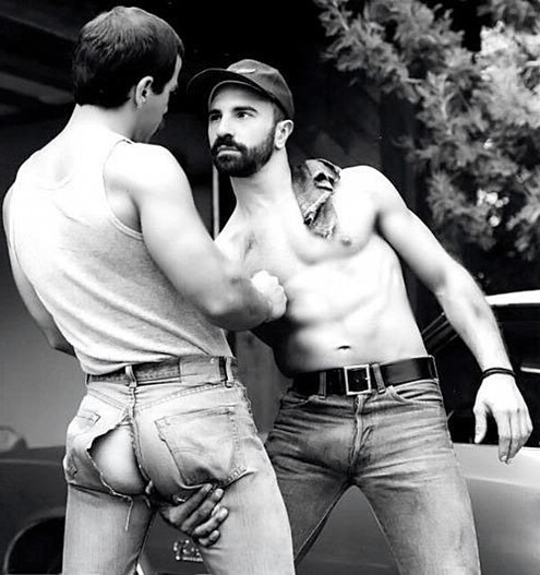 BulgeDenimLover