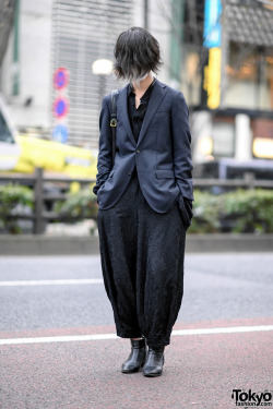 tokyo-fashion:  20-year-old Japanese student A on the street in Harajuku. In addition to his unique hairstyle, he’s wearing a blazer and top by the Osaka brand Roggykei, Kujaku black lace pants, zipper boots, and a vintage bucket bag. Full Look