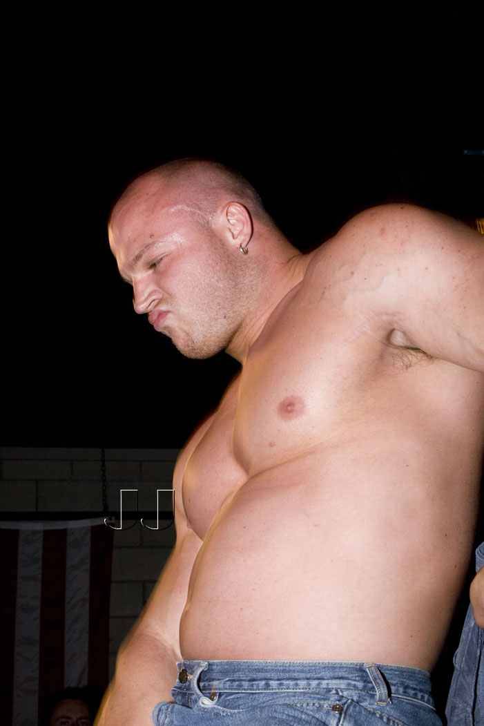 gorgeur:  OMG  Fat bitch