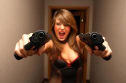 guns-and-babes:  Babe with gun http://guns-and-babes.blogspot.com/