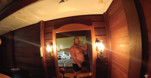 Sim Mo Is Now 130 Kg… Just 13.4 Pounds Shy Of 300.  Seems Like Just Yesterday He Began Posting Videos