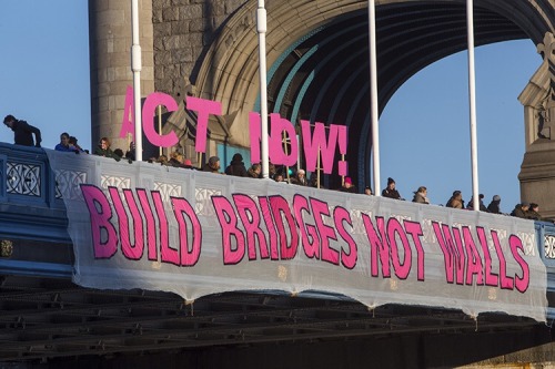 sandovers:bridges not walls protestors have dropped banners from every major bridge in london