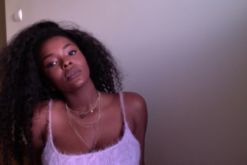 forcoloredgirlswhodgaf:angolanbae:Blackout p.2Hi hello…