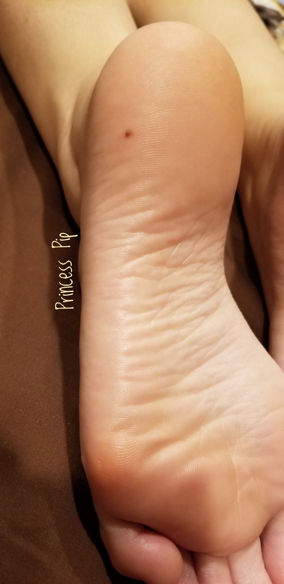 princesspipsperfect10:  Some close ups for ya   If I could have them stinky, sweaty