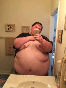 gordo4gordo4superchub:  mikebigbear:  Love