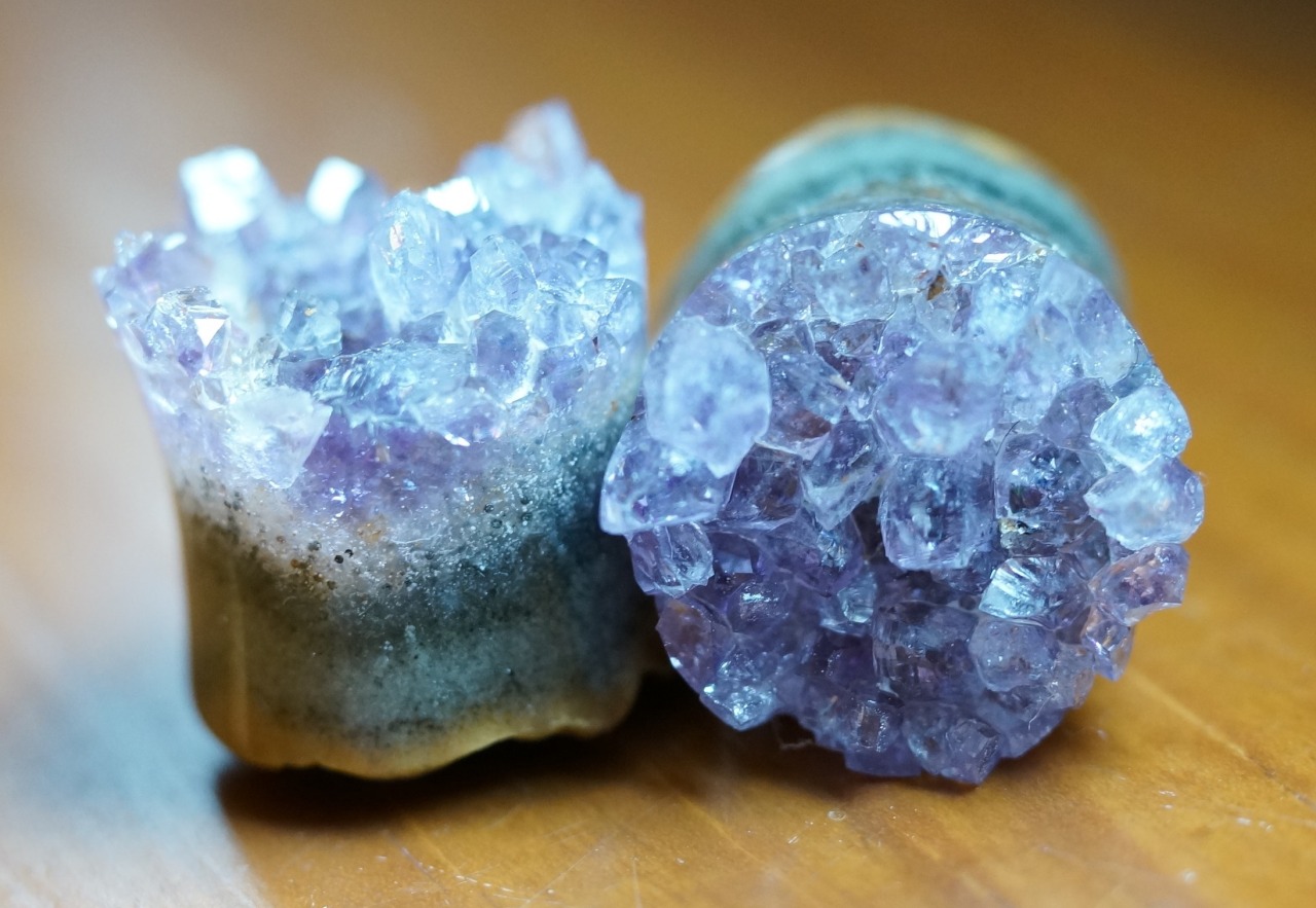 imperialorganics:  9/16” (14mm) Amethyst druzy plugs with natural reverse faces
